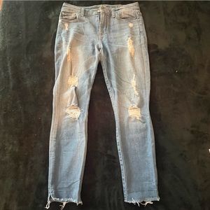 7 for all mankind distressed crop jeans